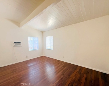 828 N Buena Vista Street - Photo Thumbnail 11