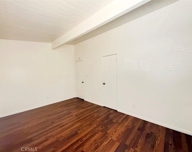 828 N Buena Vista Street - Photo Thumbnail 10