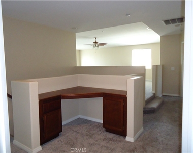 1093 Tangerine Drive - Photo Thumbnail 11
