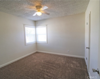 34956 Avenue B - Photo Thumbnail 8