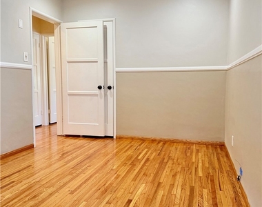 828 N Pass - Photo Thumbnail 34