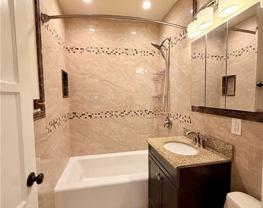 828 N Pass - Photo Thumbnail 11