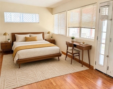 828 N Pass - Photo Thumbnail 4
