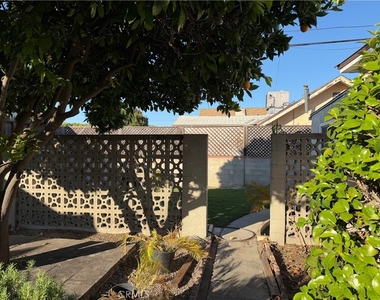 828 N Pass - Photo Thumbnail 48