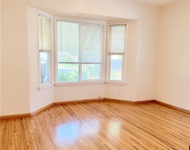 828 N Pass - Photo Thumbnail 25