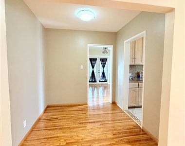 828 N Pass - Photo Thumbnail 23