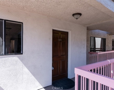 345 N Jackson Street - Photo Thumbnail 22