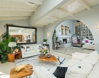 3216 Beaudry Terrace - Photo Thumbnail 7