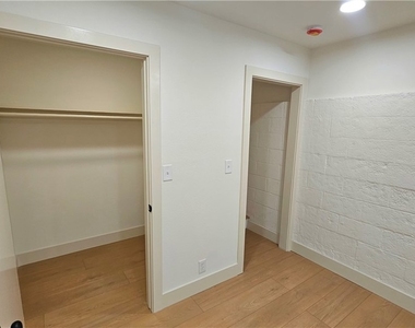 121 N Muscatel Avenue - Photo Thumbnail 32