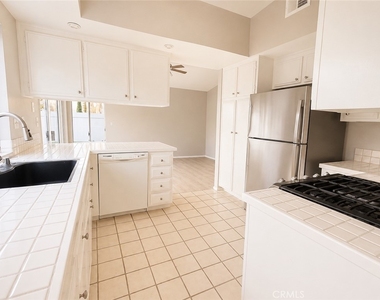 11486 Cardiff Lane - Photo Thumbnail 3