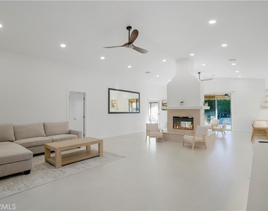68135 Tachevah Drive - Photo Thumbnail 4