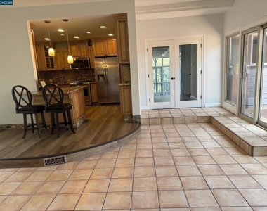 7 Knickerbocker Lane - Photo Thumbnail 18