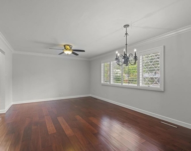 647 Bonita Ave - Photo Thumbnail 2