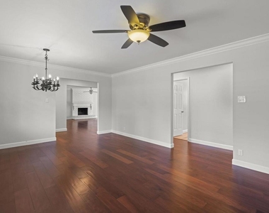 647 Bonita Ave - Photo Thumbnail 4