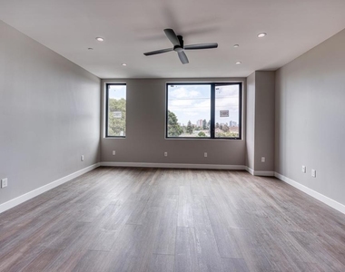 4202 Telegraph Ave - Photo Thumbnail 5