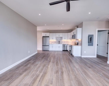 4202 Telegraph Ave - Photo Thumbnail 6