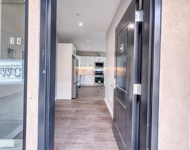 4202 Telegraph Ave - Photo Thumbnail 2