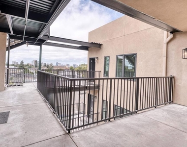 4202 Telegraph Ave - Photo Thumbnail 18