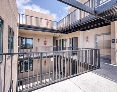 4202 Telegraph Ave - Photo Thumbnail 26