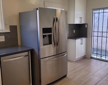 2124 12th Ave - Photo Thumbnail 12