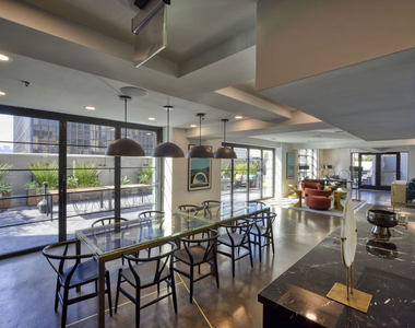 727 W 7th Street - Photo Thumbnail 22