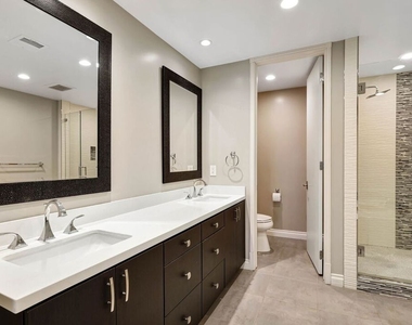 1260 S Beverly Glen Boulevard - Photo Thumbnail 18