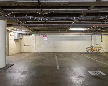 11789 Montana Avenue - Photo Thumbnail 12