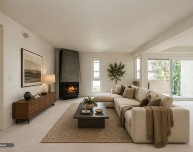 11789 Montana Avenue - Photo Thumbnail 3