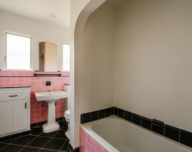 2735 Clyde Avenue - Photo Thumbnail 20