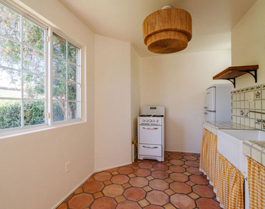 2735 Clyde Avenue - Photo Thumbnail 45