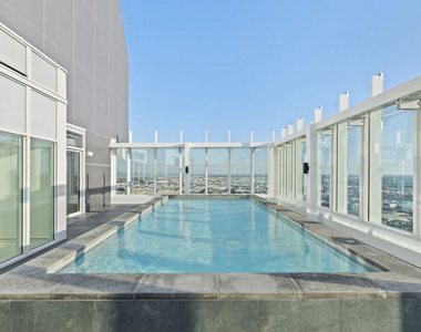 230 W Olympic Boulevard - Photo Thumbnail 2