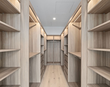 230 W Olympic Boulevard - Photo Thumbnail 27