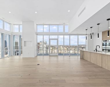 230 W Olympic Boulevard - Photo Thumbnail 17