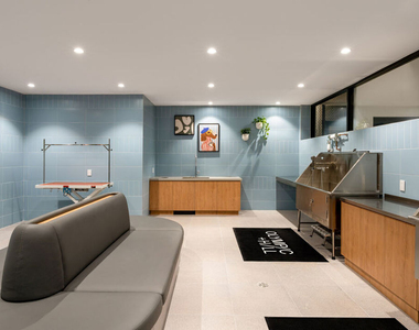 230 W Olympic Boulevard - Photo Thumbnail 55