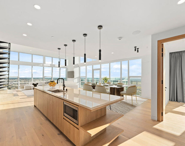 230 W Olympic Boulevard - Photo Thumbnail 11