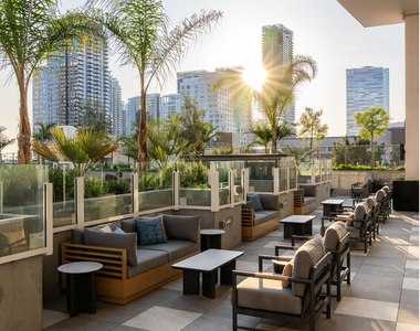 230 W Olympic Boulevard - Photo Thumbnail 53