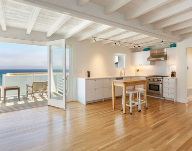 25212 Malibu Road - Photo Thumbnail 36
