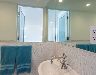 25212 Malibu Road - Photo Thumbnail 25