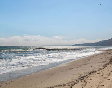 25212 Malibu Road - Photo Thumbnail 4