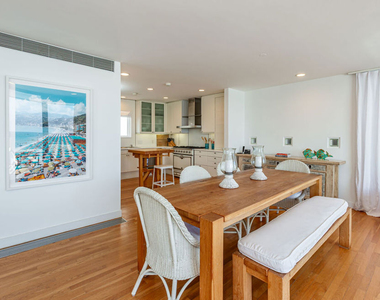 25212 Malibu Road - Photo Thumbnail 19