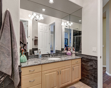 19 Orleans Road - Photo Thumbnail 14