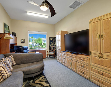 19 Orleans Road - Photo Thumbnail 3