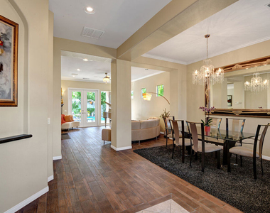 19 Orleans Road - Photo Thumbnail 6
