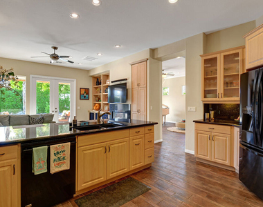 19 Orleans Road - Photo Thumbnail 16