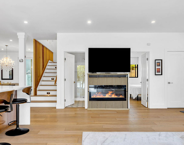 4841 Minden Place - Photo Thumbnail 23