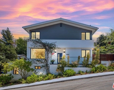 4841 Minden Place - Photo Thumbnail 64