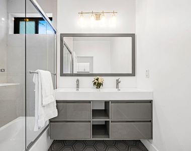4841 Minden Place - Photo Thumbnail 41