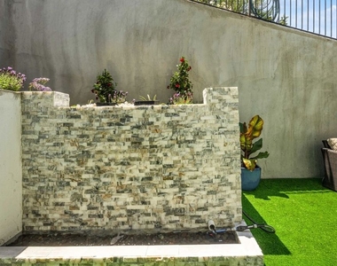 4841 Minden Place - Photo Thumbnail 53