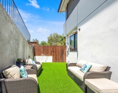 4841 Minden Place - Photo Thumbnail 54