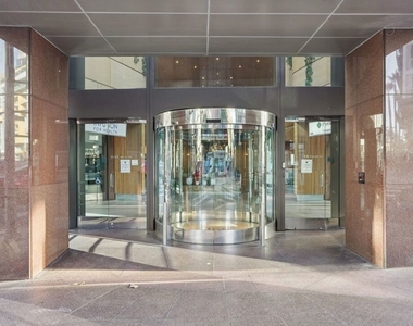 1100 Wilshire Boulevard - Photo Thumbnail 28